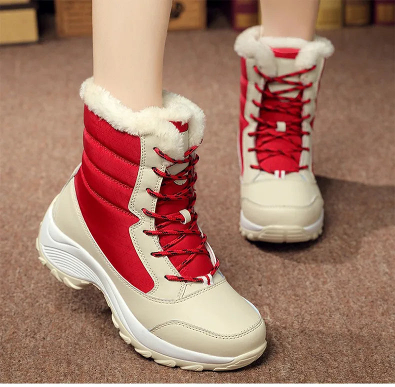 Chic Mid-Calf Winter Platform Boots with Plush Lining