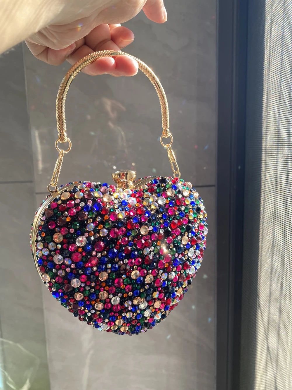 Luxury Diamond Inlay Heart Shape Crystal Clutch Purse | OWNLUXE