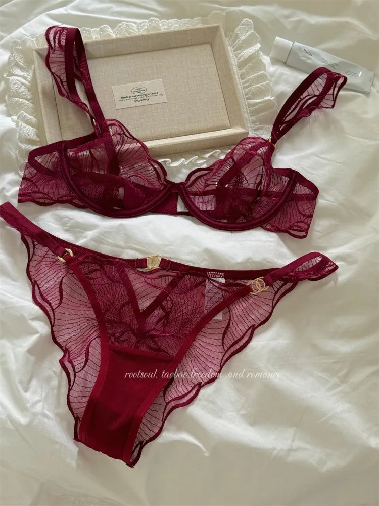 Push-Up Lace French Flower Bra | OWNLUXE