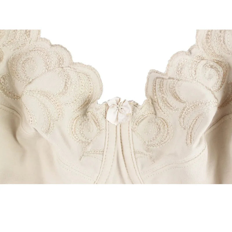 Embroidered Underwire Extended-Size Bralette | OWNLUXE