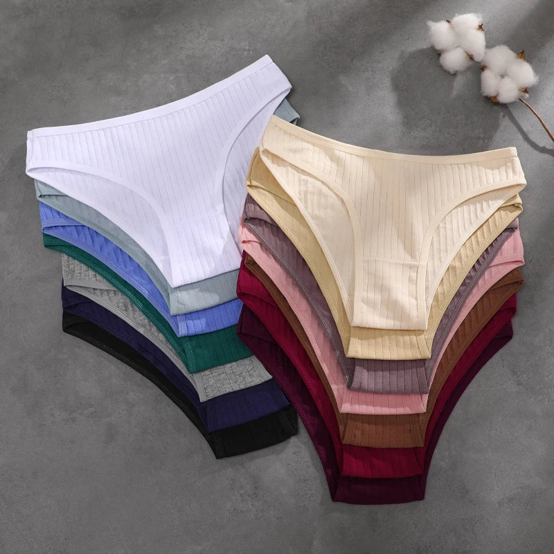 Women's Low Waist Breathable Cotton Briefs | OWNLUXE