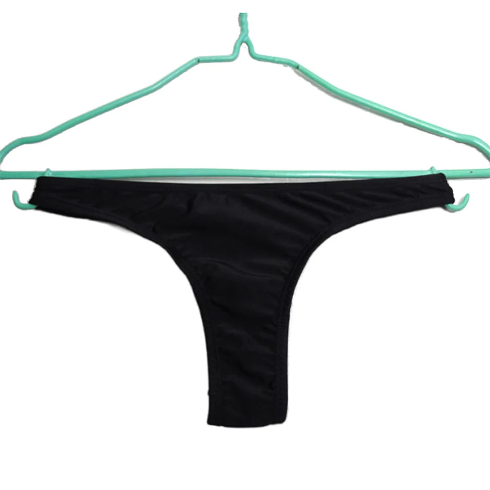 Triangle Bikini Set with Brazilian-Cut Bottom – Smooth Fit
