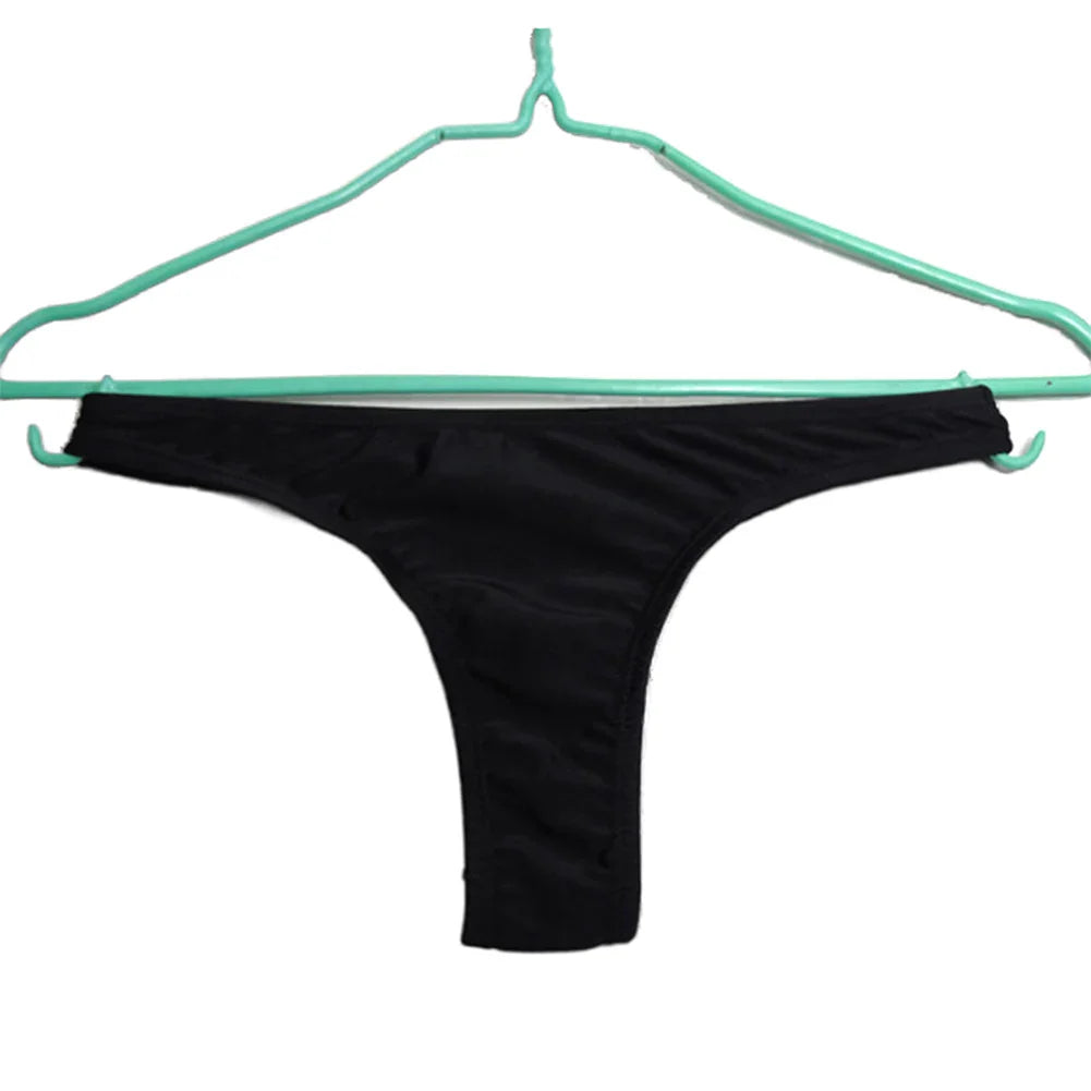 Triangle Bikini Set with Brazilian-Cut Bottom – Smooth Fit