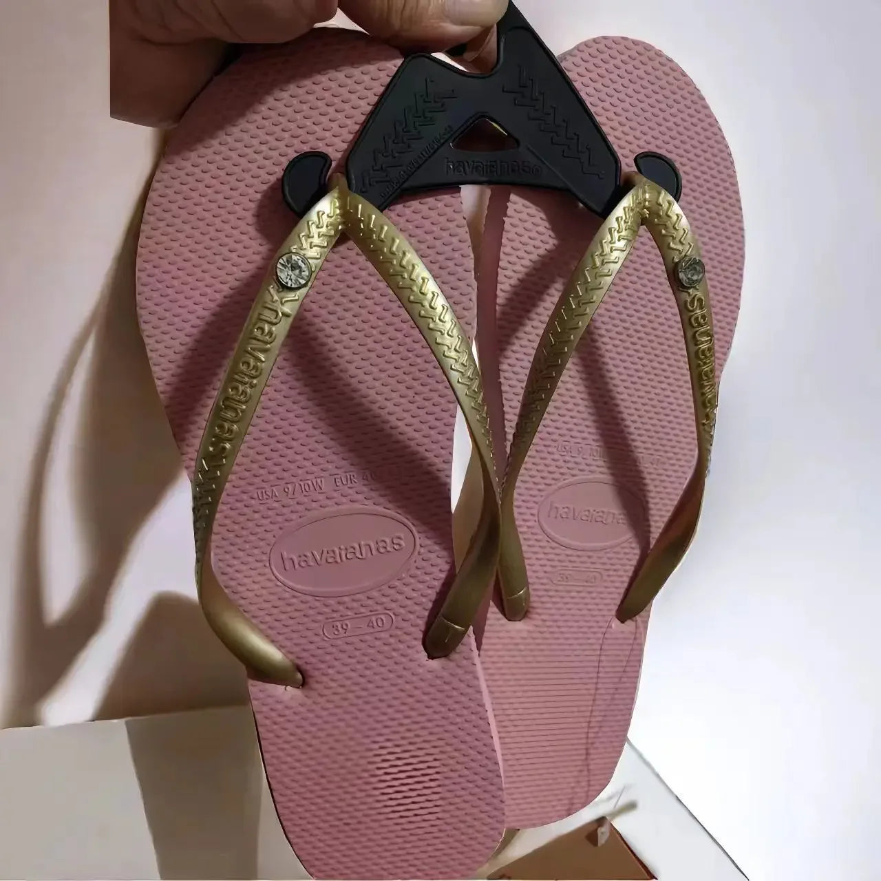Women’s Flip Flops – Summer Beach & Travel Outdoor Slippers