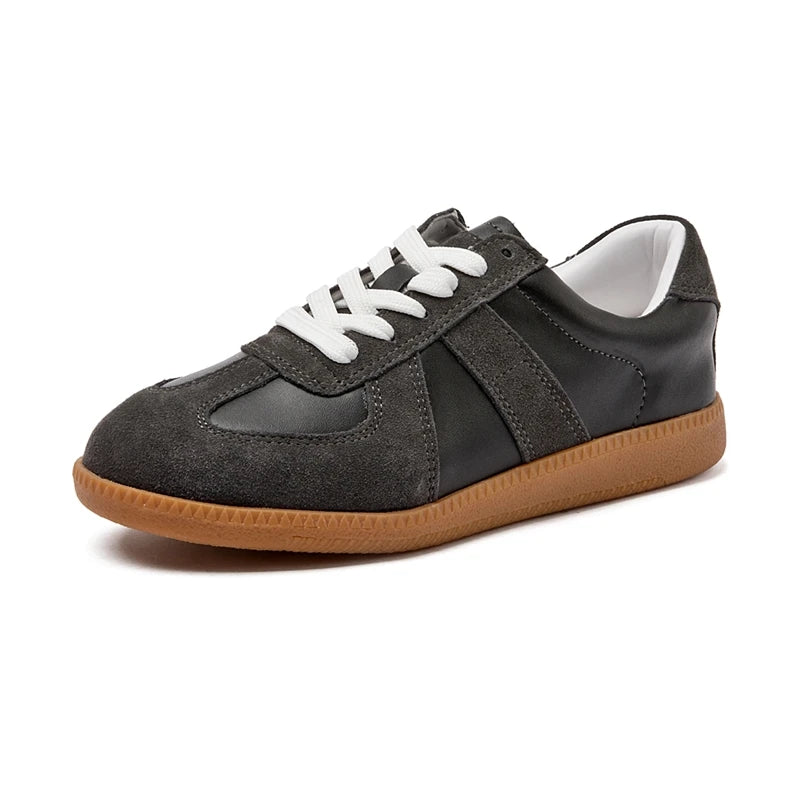 Women's Round Toe Leather Sneakers – Shop at OWNLUXE