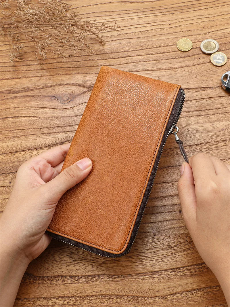 Spacious Vegetable-Tanned Leather Vintage Wallet | OWNLUXE