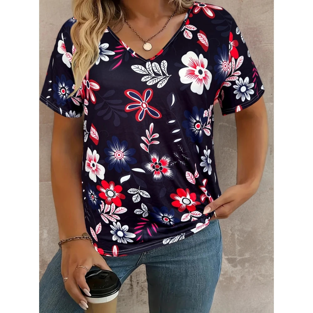 Floral V-Neck Tee / T-shirt à col en V motif floral