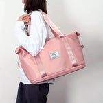 Load image into Gallery viewer, Ultra-Light Travel Duffle Bag / Sac de Voyage Ultra-Léger
