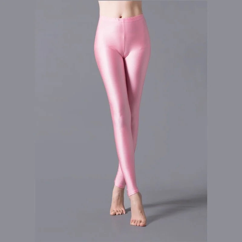 Women's Plus-Size Leggings | OWNLUXE