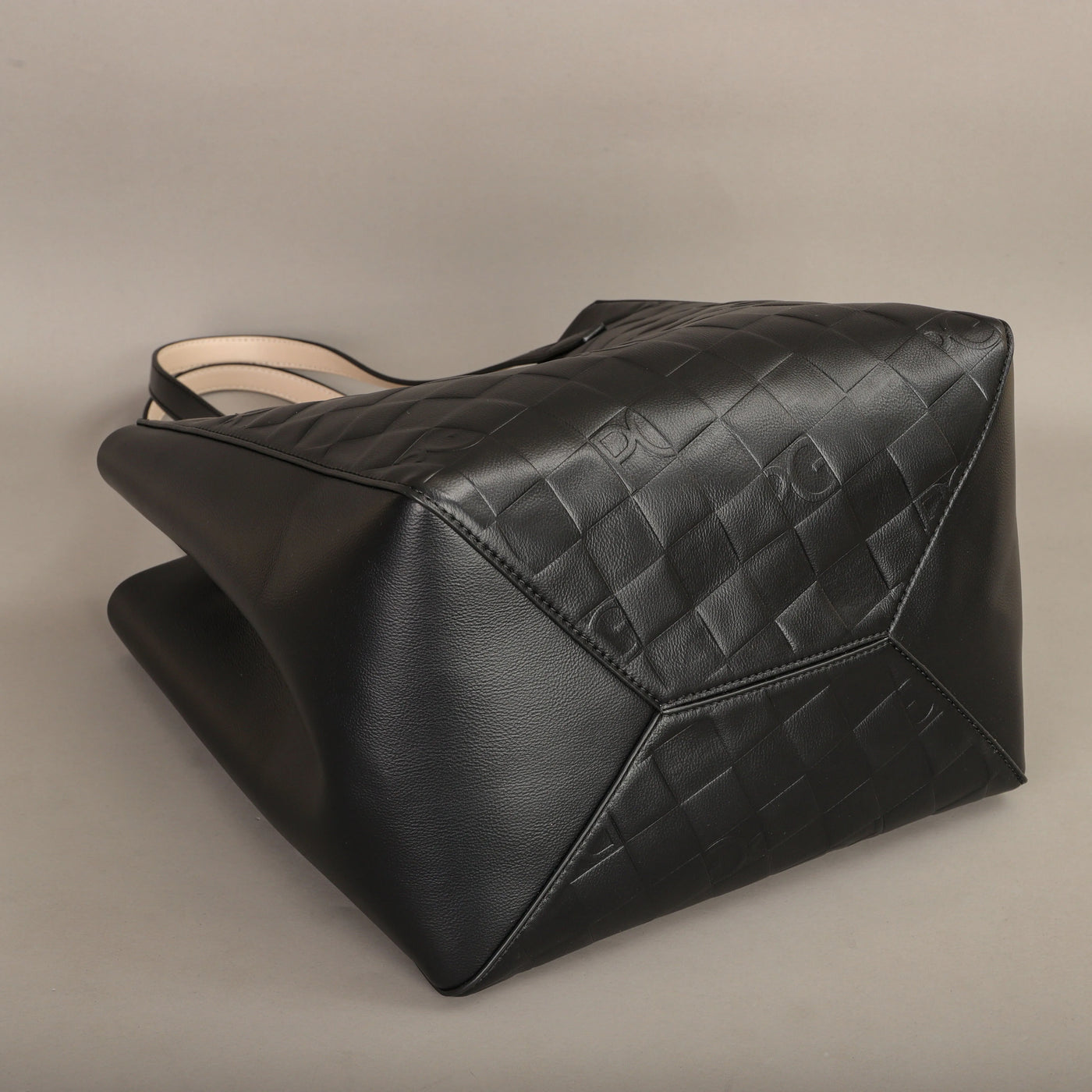 PG PATSY GARIS Luxury Handbag - 2024 Designer Shoulder Bag