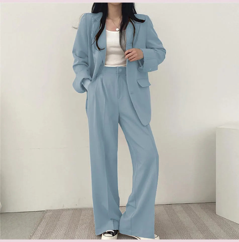 Tailored Office Pant Suit - Structured Business Set for Women