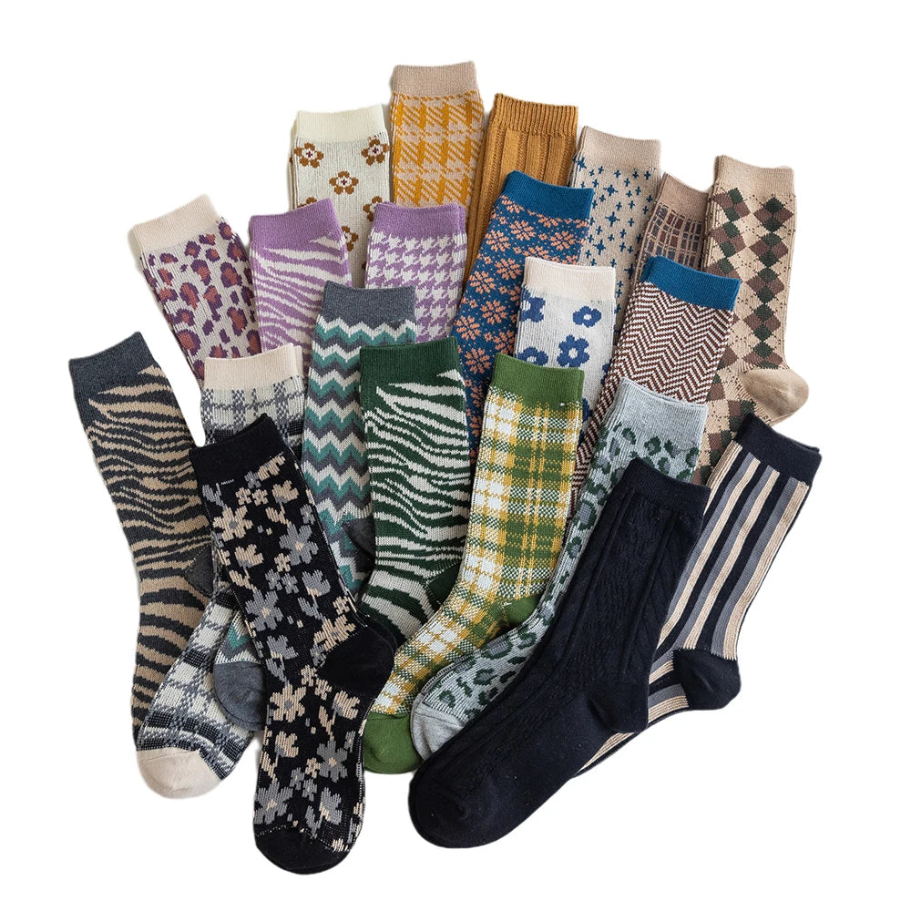 1 Pair Women Socks Spring Autumn Retro Style Men Couple Cotton Socks Flower Stripe Plaid Pattern Solid Colorful Socks EUR 37-43