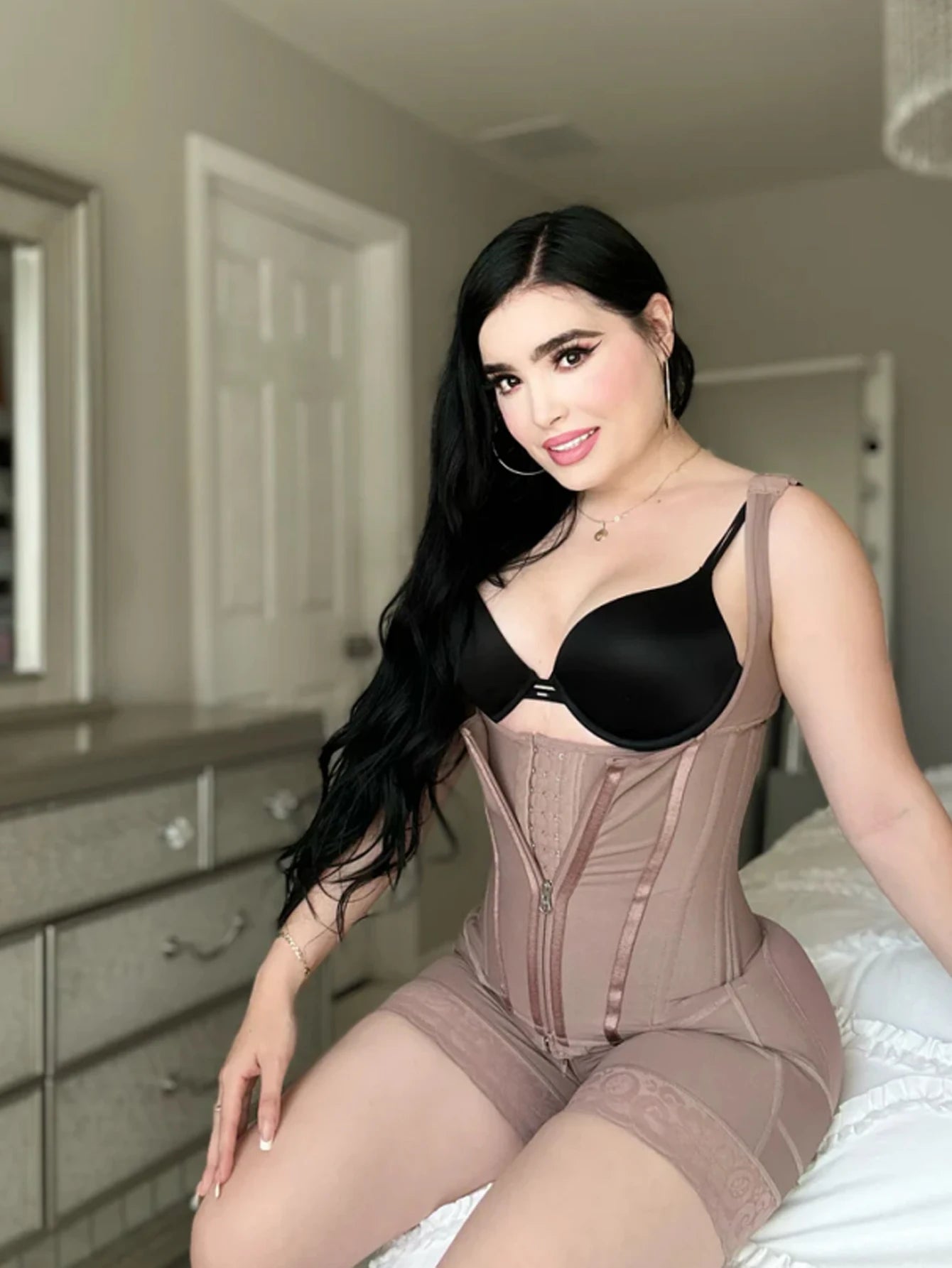 Firm Control Bodysuit Shaper - Wire-Free Cupless (Black)