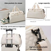 Oxford Diamond Lattice Travel Tote – Stylish Weekender with Distinctive Pattern