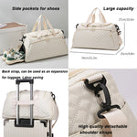 Load image into Gallery viewer, Oxford Diamond Lattice Travel Tote / Sac de Voyage Oxford à Motif Losange
