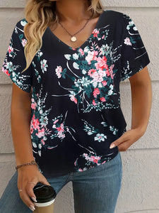 Floral V-Neck Tee / T-shirt à col en V motif floral