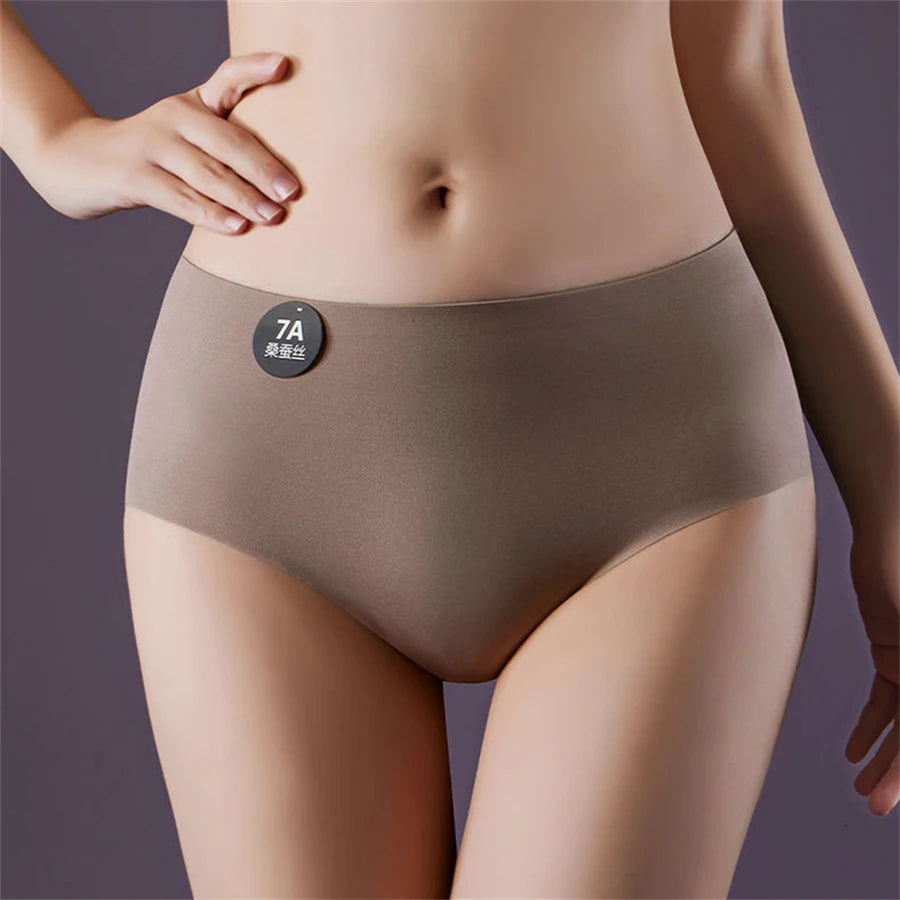 Women's Seamless Briefs | OWNLUXE