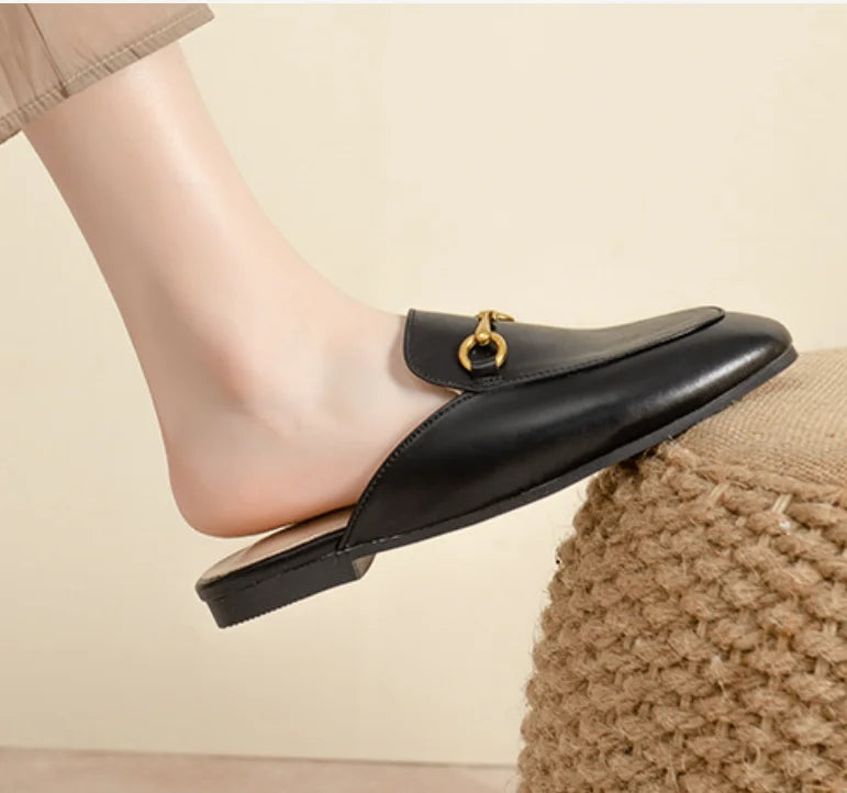 Women’s Chain Detail Flat Mules – Closed Toe Slides