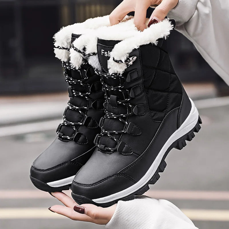 Plush Lined Ankle Snow Boots – Warm Grip Winter Style