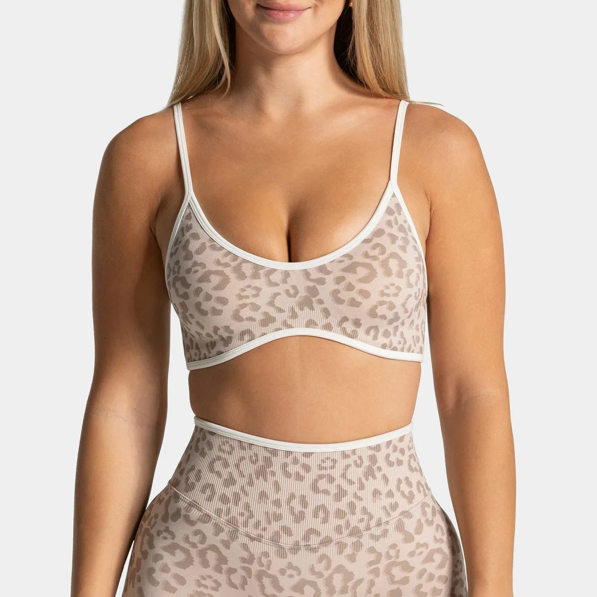 Supportive Nylon Leopard Print Sports Bra – Shop at OWNLUXE