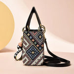 Load image into Gallery viewer, Tassel Flap Tote – Soft PU Leather / Sac Cabas à Frange – Cuir PU Souple

