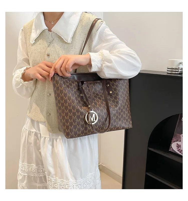 2025 Designer Shoulder Bag - Large Capacity Crossbody