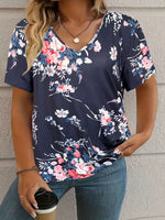 Load image into Gallery viewer, Floral V-Neck Tee / T-shirt à col en V motif floral
