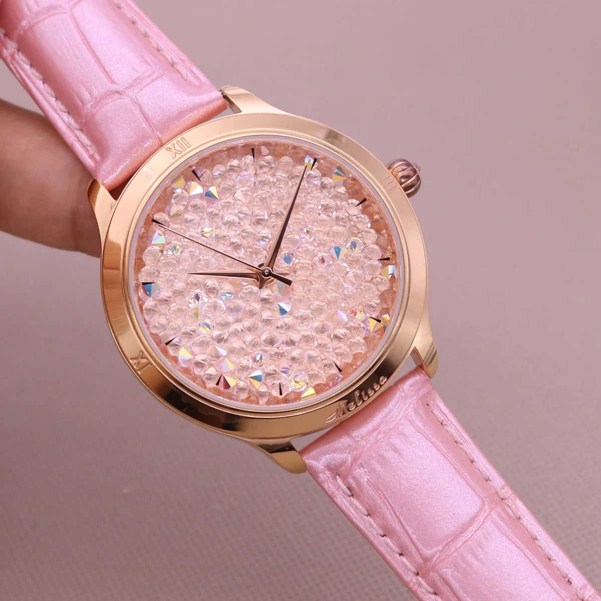 Leather Strap Quartz Watch - Minimalist Water-Resistant Wristwatch