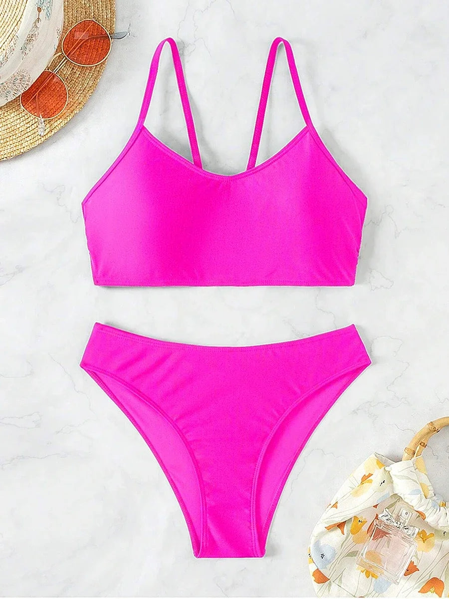 Solid Bandeau Low-Waist Bikini Set – Minimal Modern Silhouette