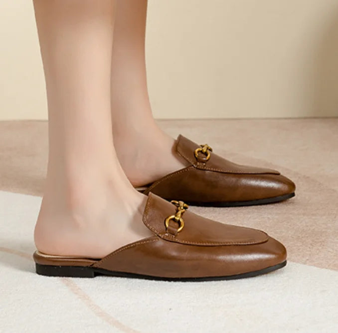 Women’s Chain Detail Flat Mules – Closed Toe Slides