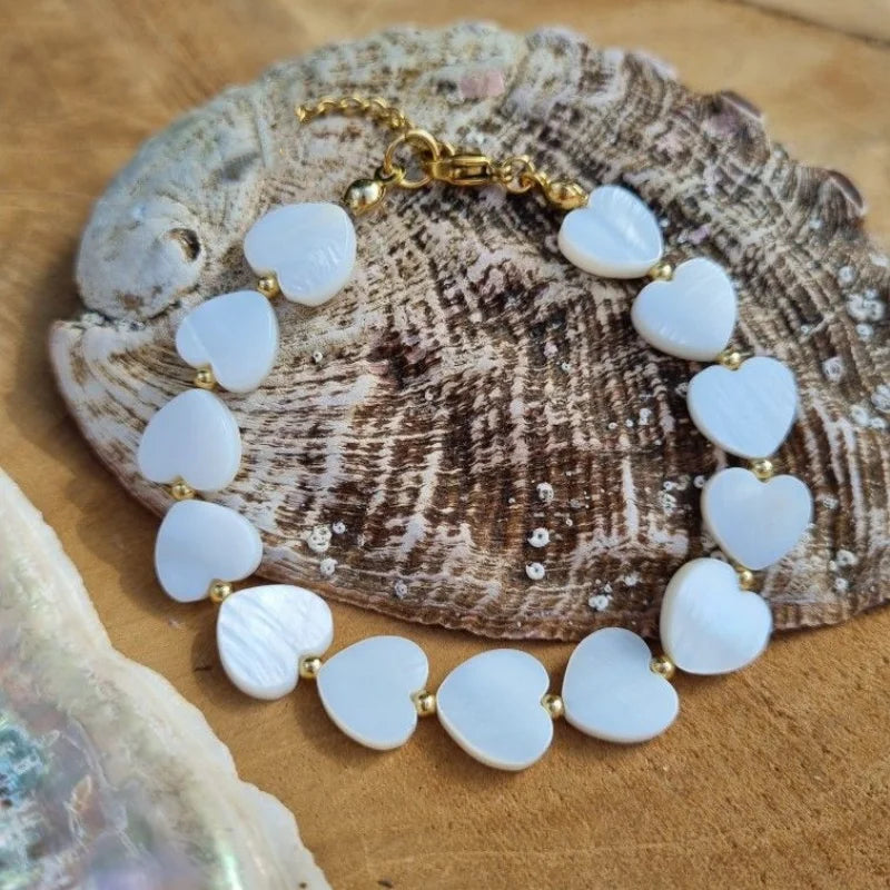 Mother-of-Pearl Heart Bracelet – Natural Shell | OWNLUXE