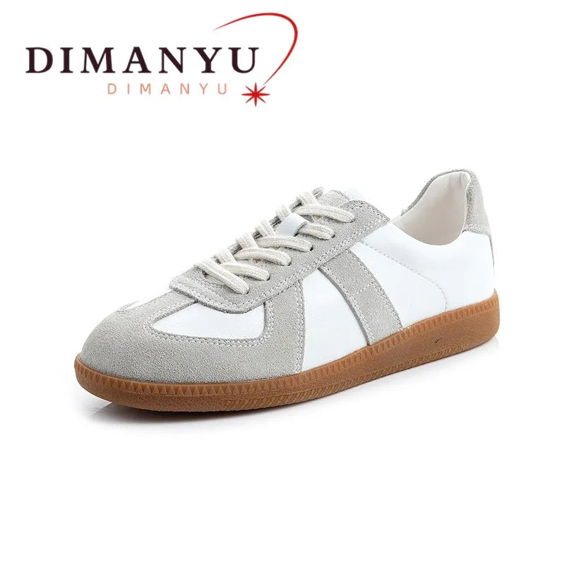 Women's Round Toe Leather Sneakers – Shop at OWNLUXE