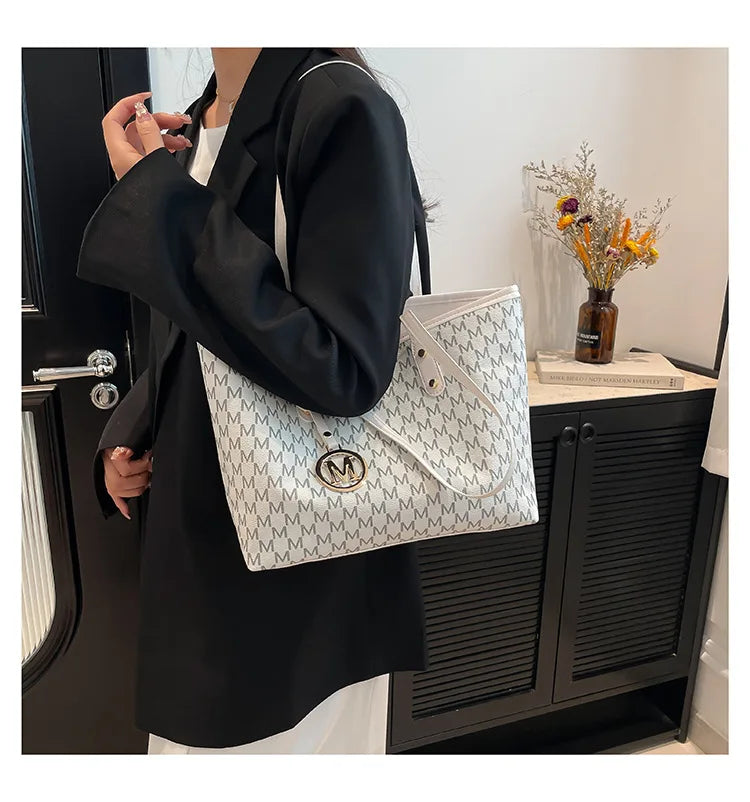 2025 Designer Shoulder Bag - Large Capacity Crossbody
