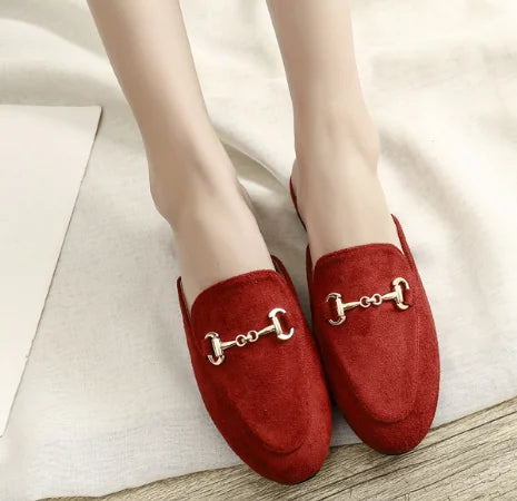 Women’s Chain Detail Flat Mules – Closed Toe Slides