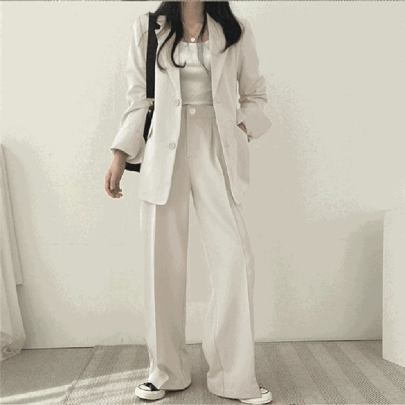 Tailored Office Pant Suit - Structured Business Set for Women