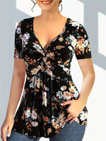 Load image into Gallery viewer, Flowy Summer V-Neck Tee – Plus Size Comfort | Haut Estival à Col en V – Confort Grande Taille
