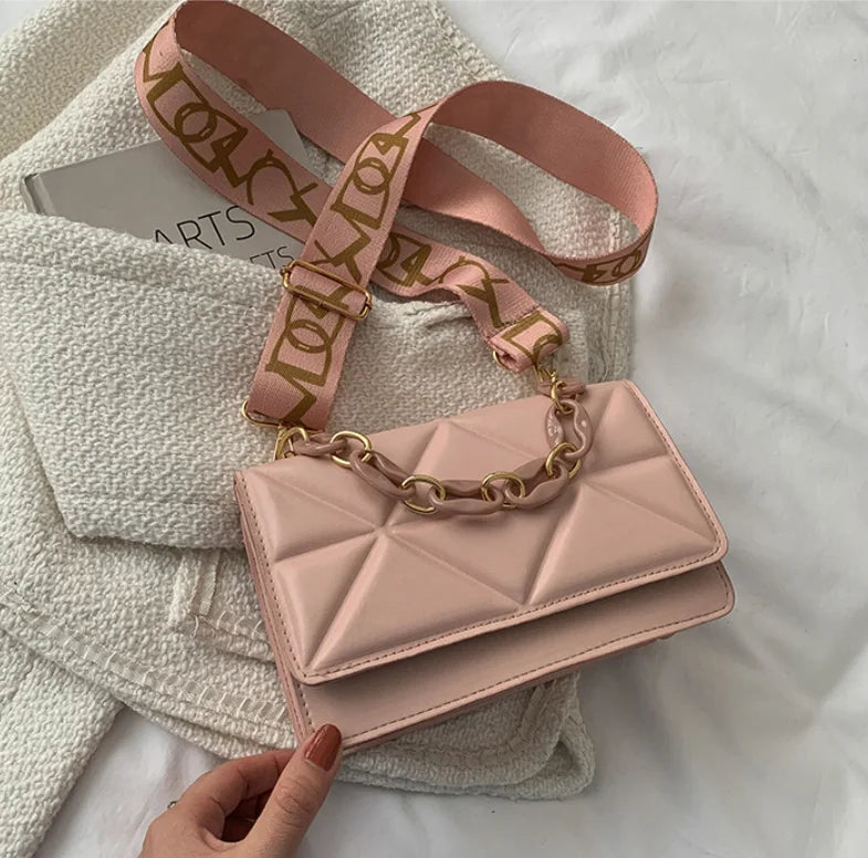 Canvas Bucket Bag | OWNLUXE