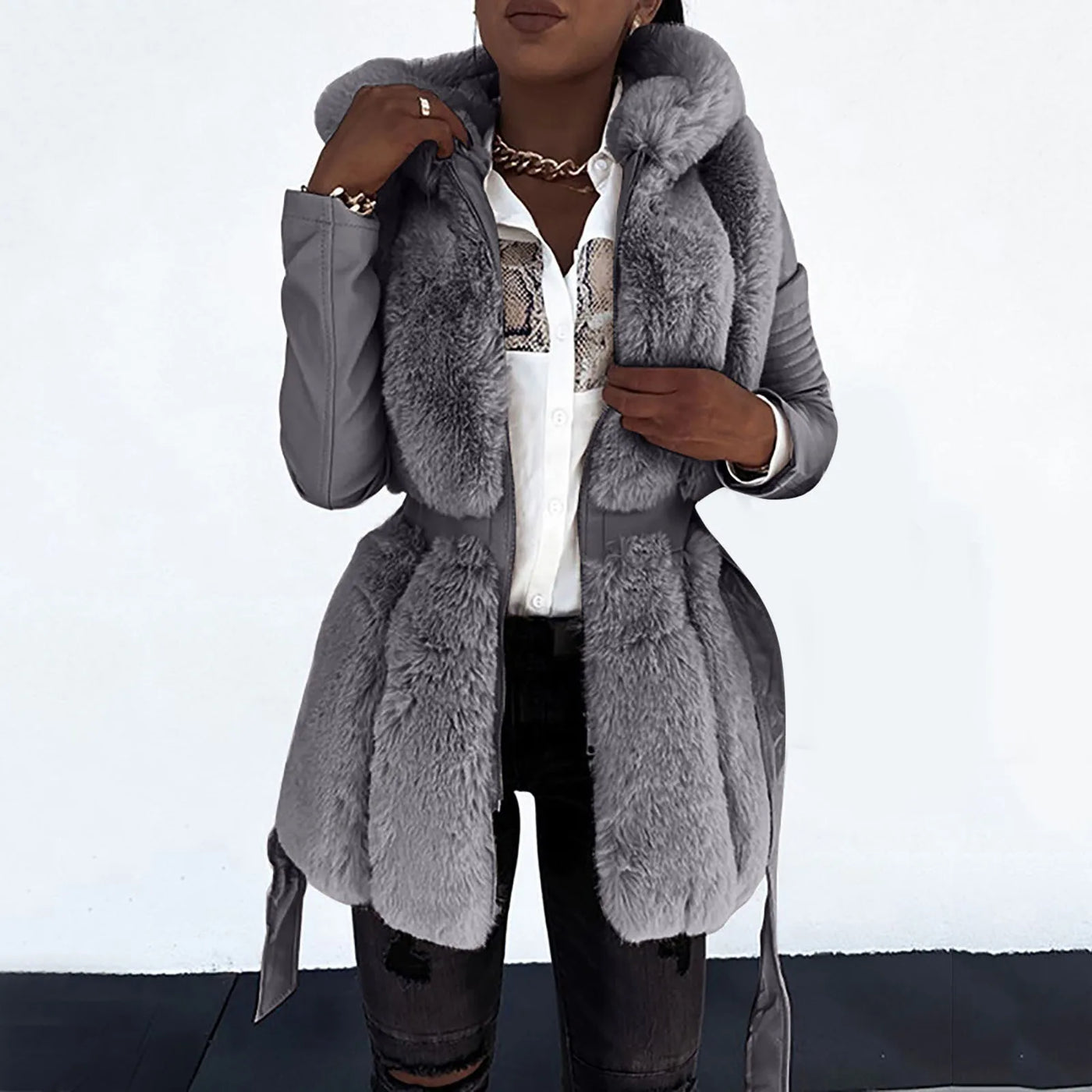 Zip-Up Fleece Hoodie - Warm Plush Jacket with Pockets for Women