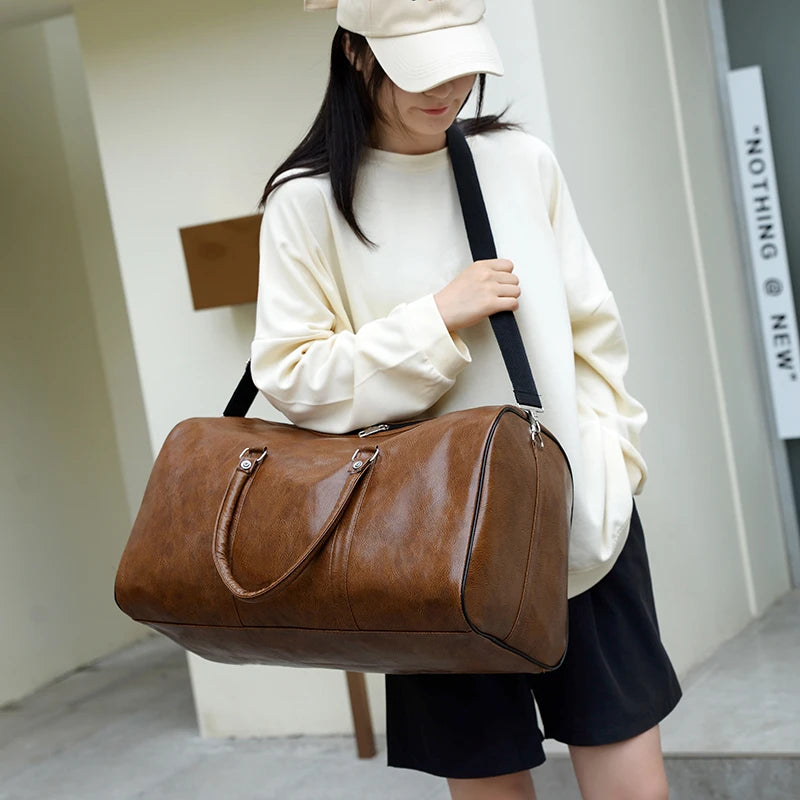 PU Leather Travel Duffle Bag | Sac de Voyage en Cuir PU