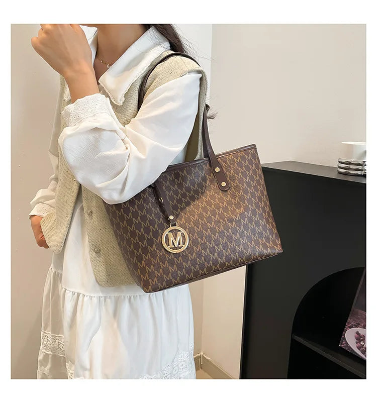 2025 Designer Shoulder Bag - Large Capacity Crossbody