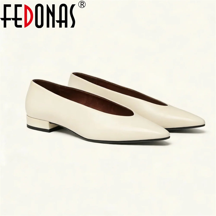 Women's Pointed Toe Leather Pumps | OWNLUXE