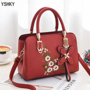 Large Capacity PU Leather Bucket Bag – Structured Shoulder Handbag with Hasp Closure