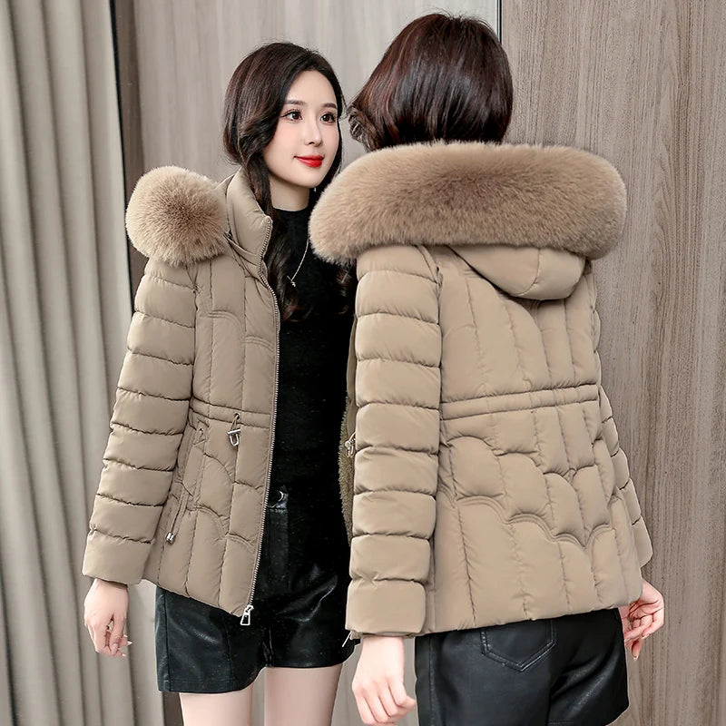 Women's Hooded Puffer Jacket (Light Green) | OWNLUXE