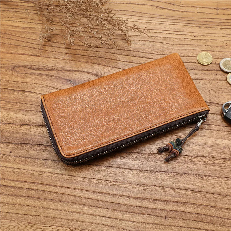 Spacious Vegetable-Tanned Leather Vintage Wallet | OWNLUXE