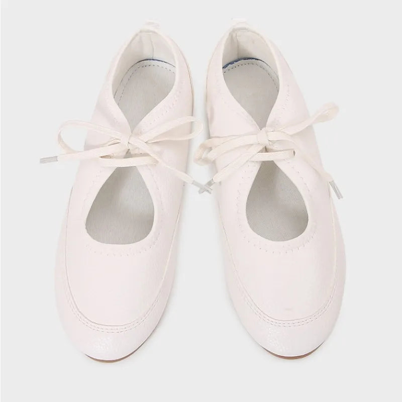 Women's Round Toe Lace Leather Loafers (White) – Shop at OWNLUXE