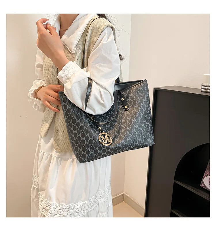 2025 Designer Shoulder Bag - Large Capacity Crossbody