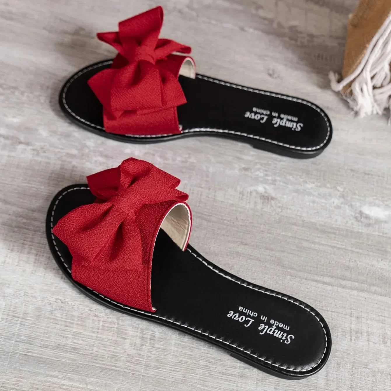 Bow‑Knot Indoor Slippers – Feminine Slip‑On House Shoes