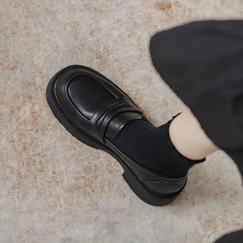 Women's Round Toe Platform Loafers – Shop at OWNLUXE