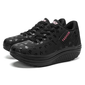 Women’s Lightweight Lace-Up Sneakers | Baskets légères à lacets pour femme