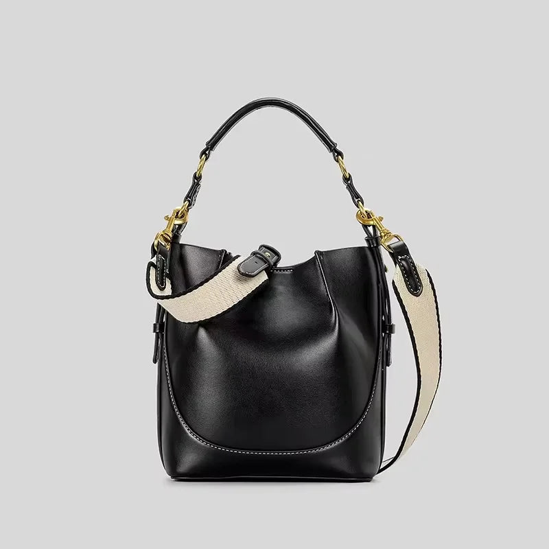 Canvas Bucket Bag | OWNLUXE